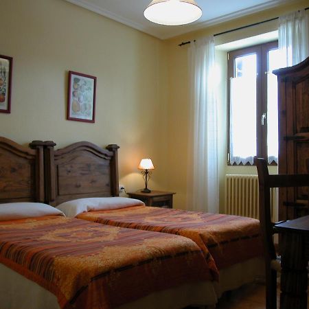 Hostal Casa Sario Jaurrieta 외부 사진